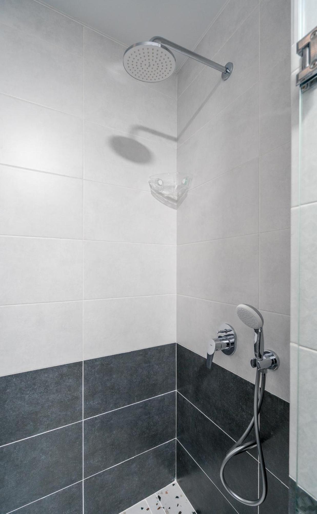Luxury X By Umbrella Aparthotel Τυφλίδα Εξωτερικό φωτογραφία